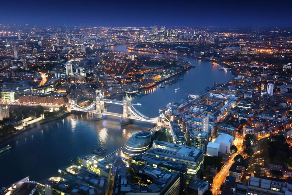 View on London, the apartment is slightly further north. This picture is taken from around 20min by car further south
