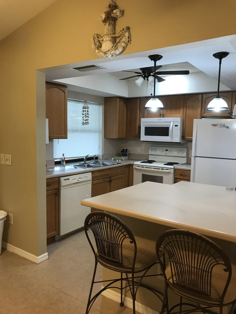 Fully Stocked Kitchen 