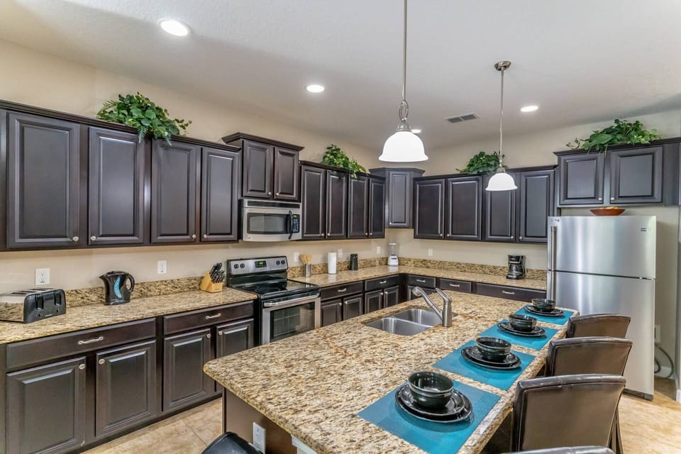 Breakfast Bar Seating for Four (4)
