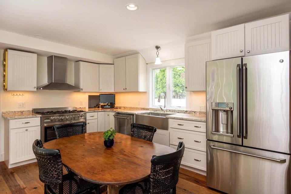 Newly Renovated Kitchen Has Professional Grade Stainless Steel Appliances