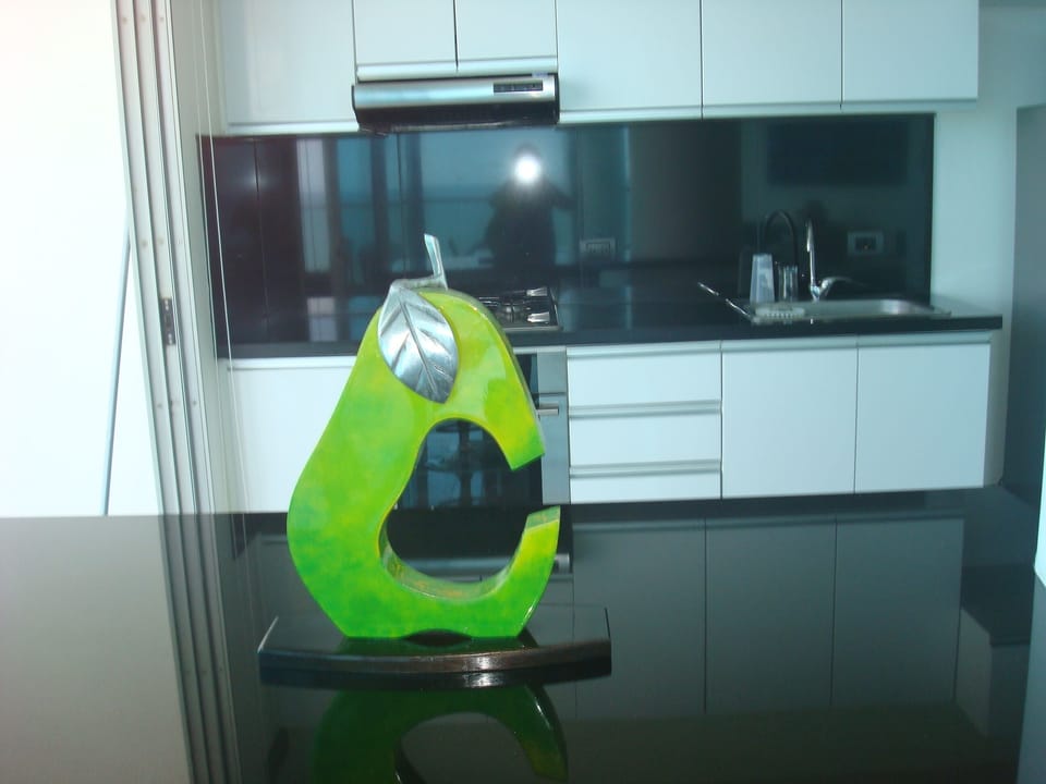 APARTAMENTO AMPLIO 3 ALCOBAS FRENTE PLAY