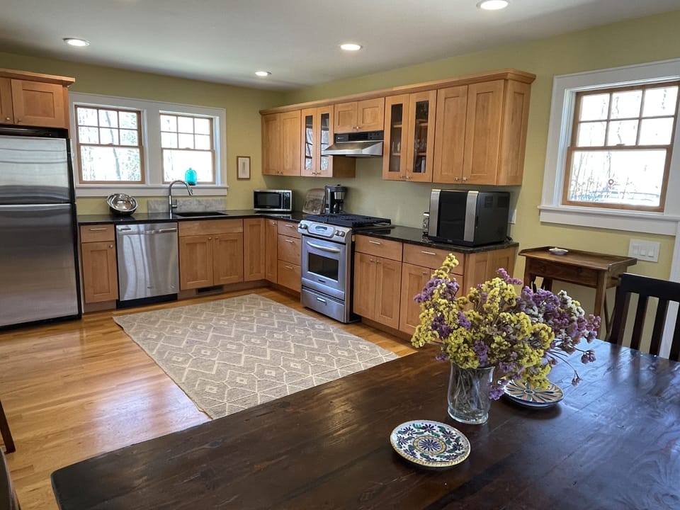 fully equipped kitchen
