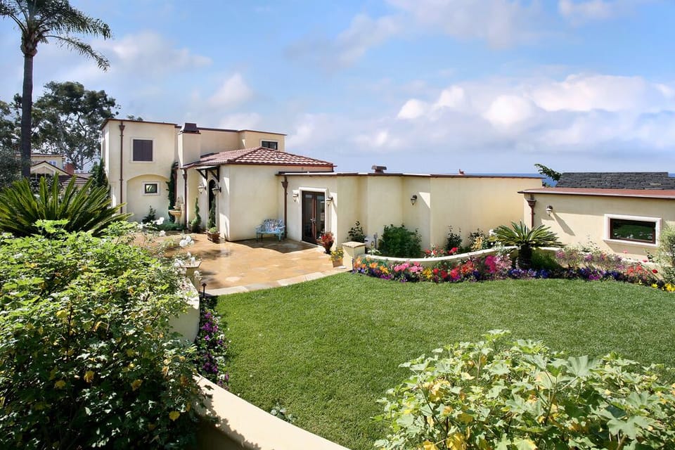 Majestic Villa Serena (House of Mermaids)