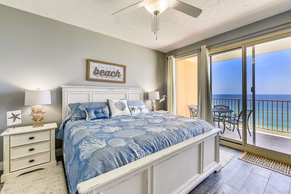 Interior-Master Bedroom-KLH5582.JPG