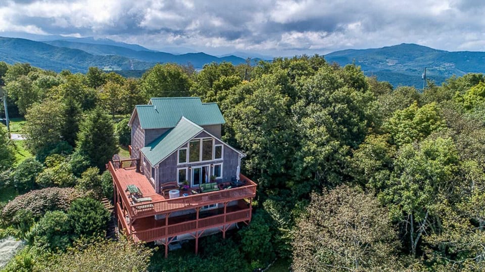 Welcome to Four Diamond Escape