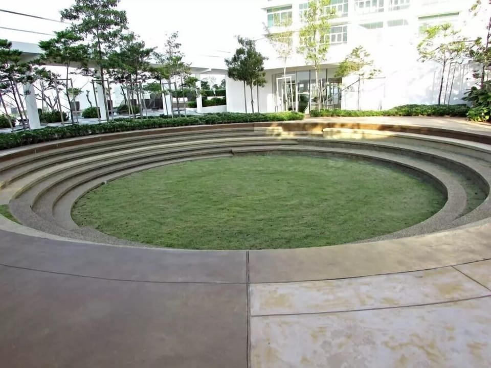 La Vue at Oceanfront