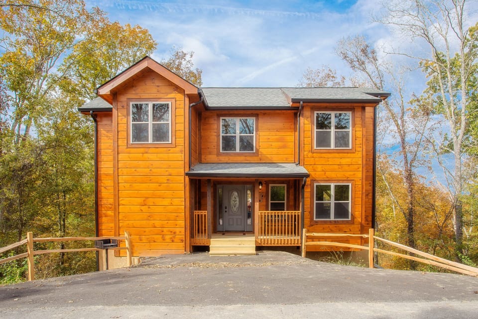 Private Cabin with Resort Amenities