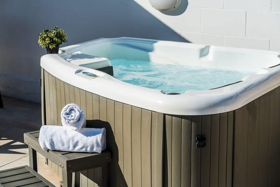 hot tub