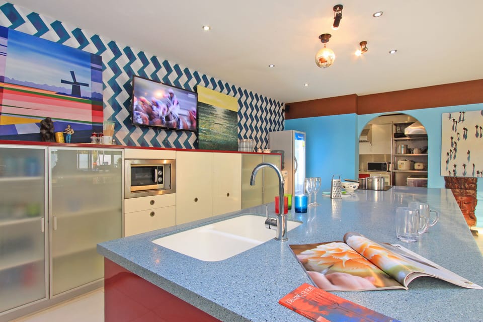 8 Bedroom Villa - Private Pool &amp; Gym