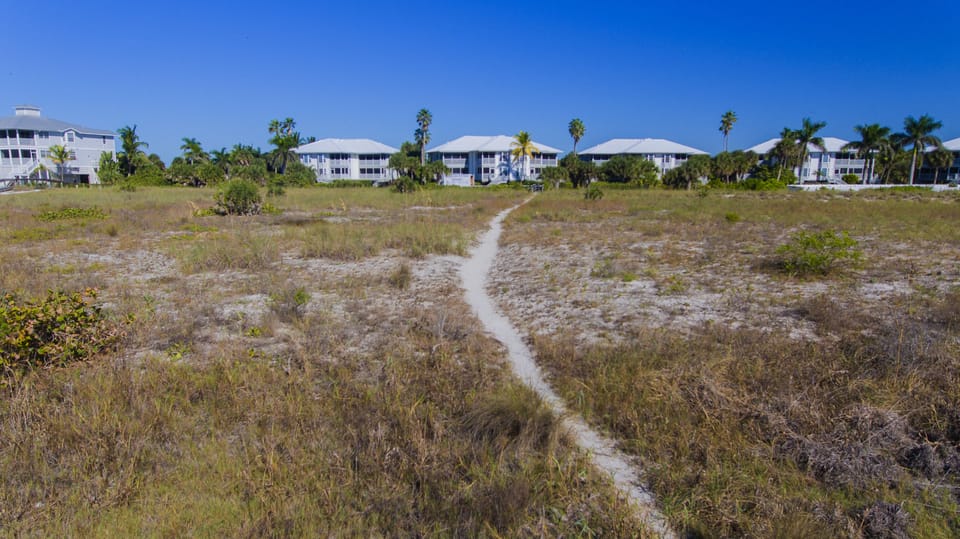 Pathway to the Villas