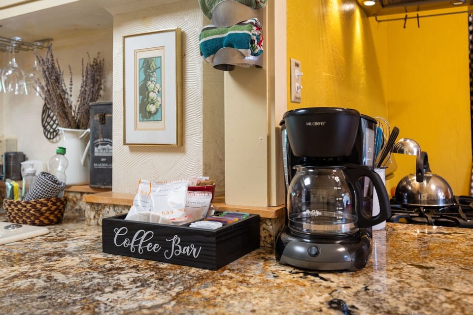 Drip coffee maker