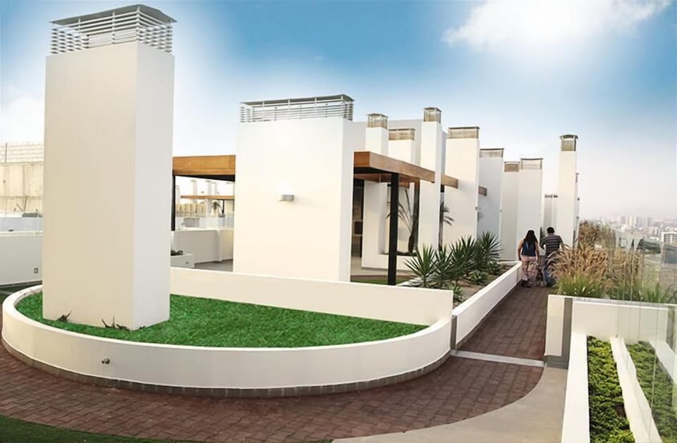 FLAT 1D (entre aeropuerto y Miraflores)