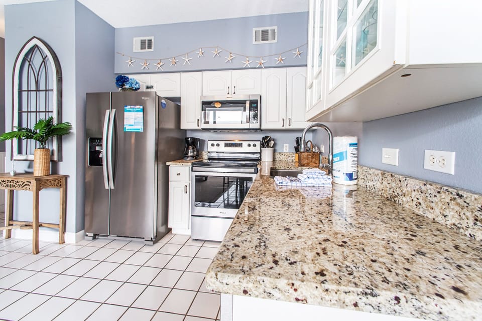 Kitchen has all you will need