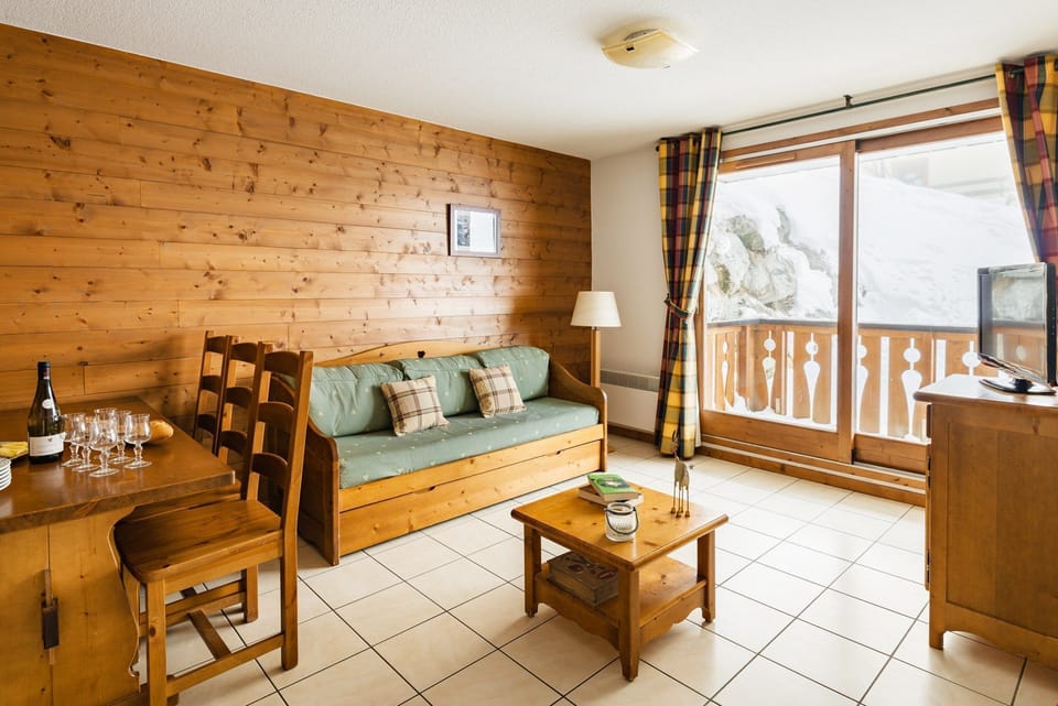Stay in our cozy and open apartment in the mountains!