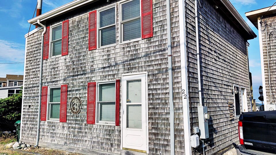 Front of the house 