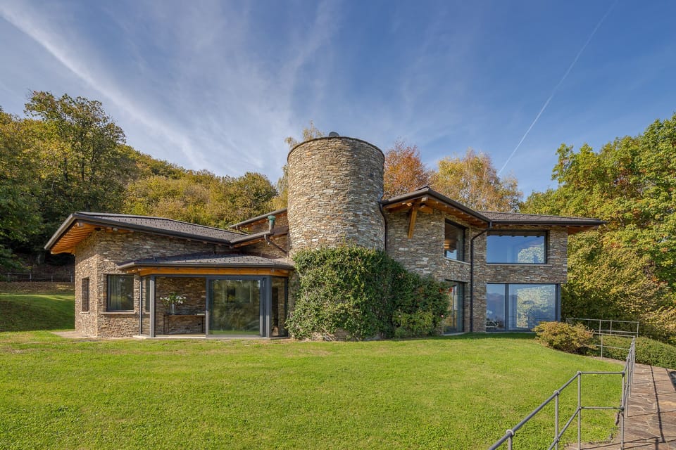 Villa Petra, Someraro Stresa, Lake Maggiore - NORTHITALY VILLAS vacation rentals