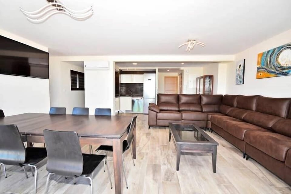 SALON (3)