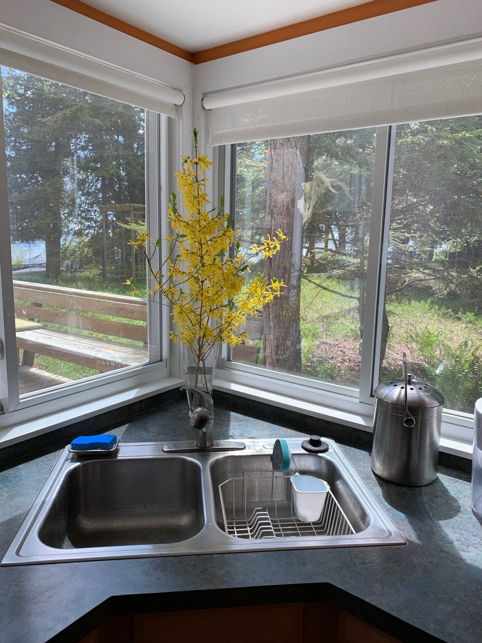 kitchen sink