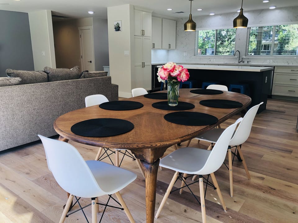 Family friendly, open plan living room