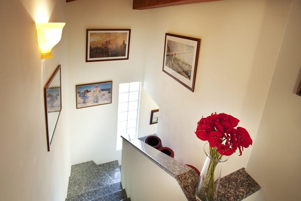 The hallway to the penthouse