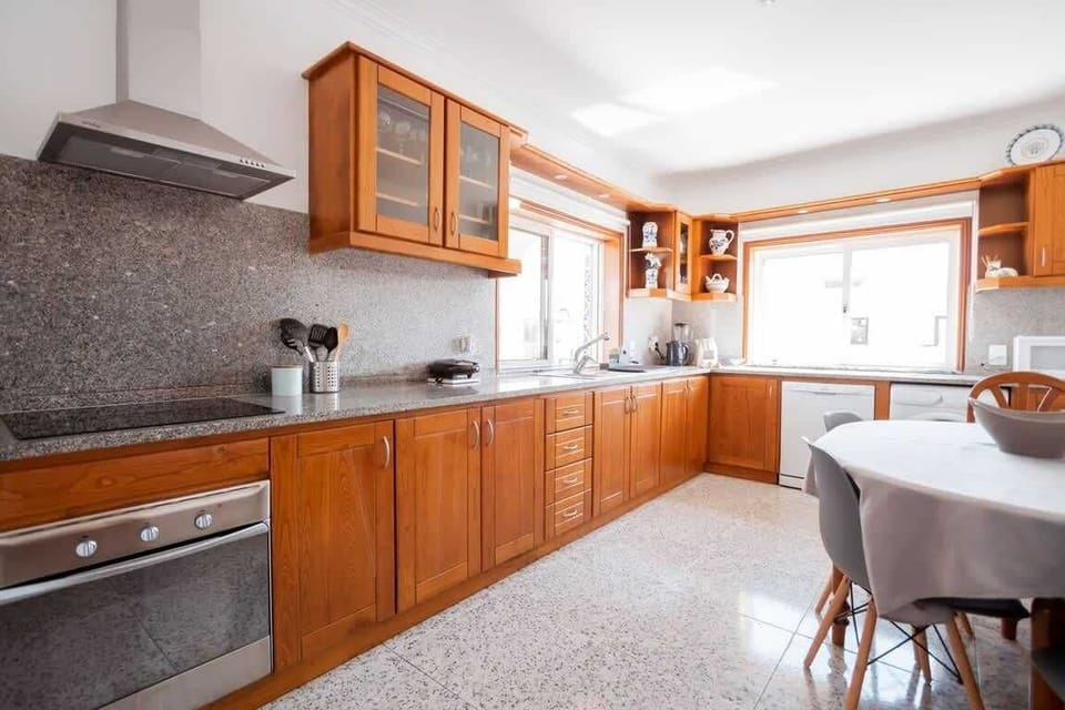 The kitchen is fully equipped, the interior are spacious and luminous.