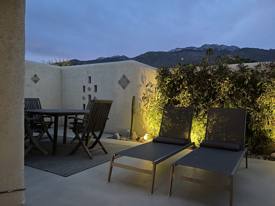 Outdoor dining