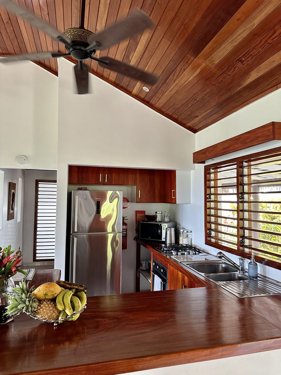 Fully equipped kitchen