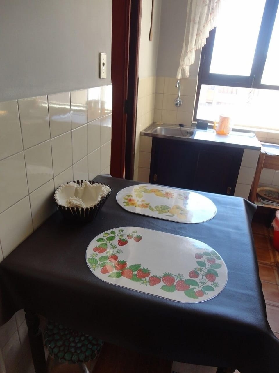 LOVELY AND COMFORTABLE 2 BDR APPARTMENT.