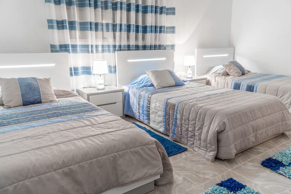 7 bedrooms, WiFi