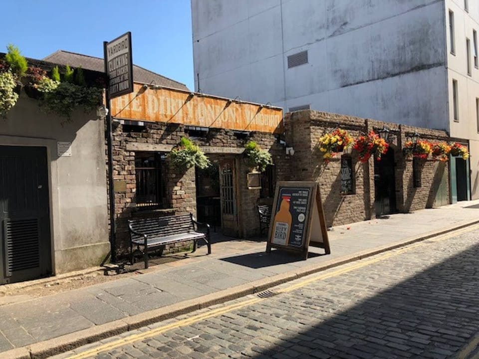 The Dirty Onion public house, with outdoor seating