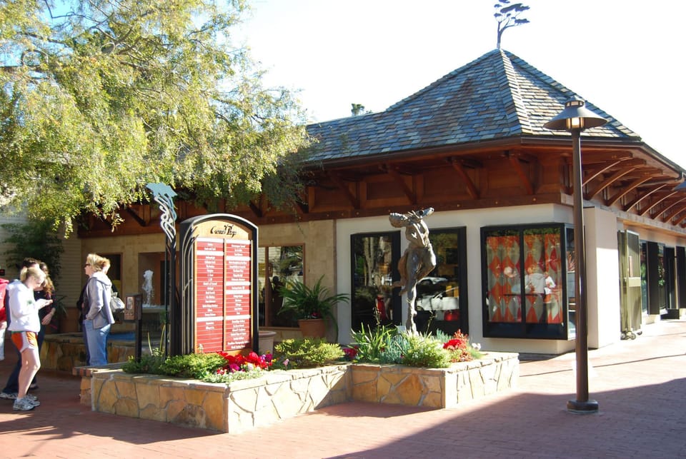Walk to Carmel  Plaza, just 3 blocks away.
