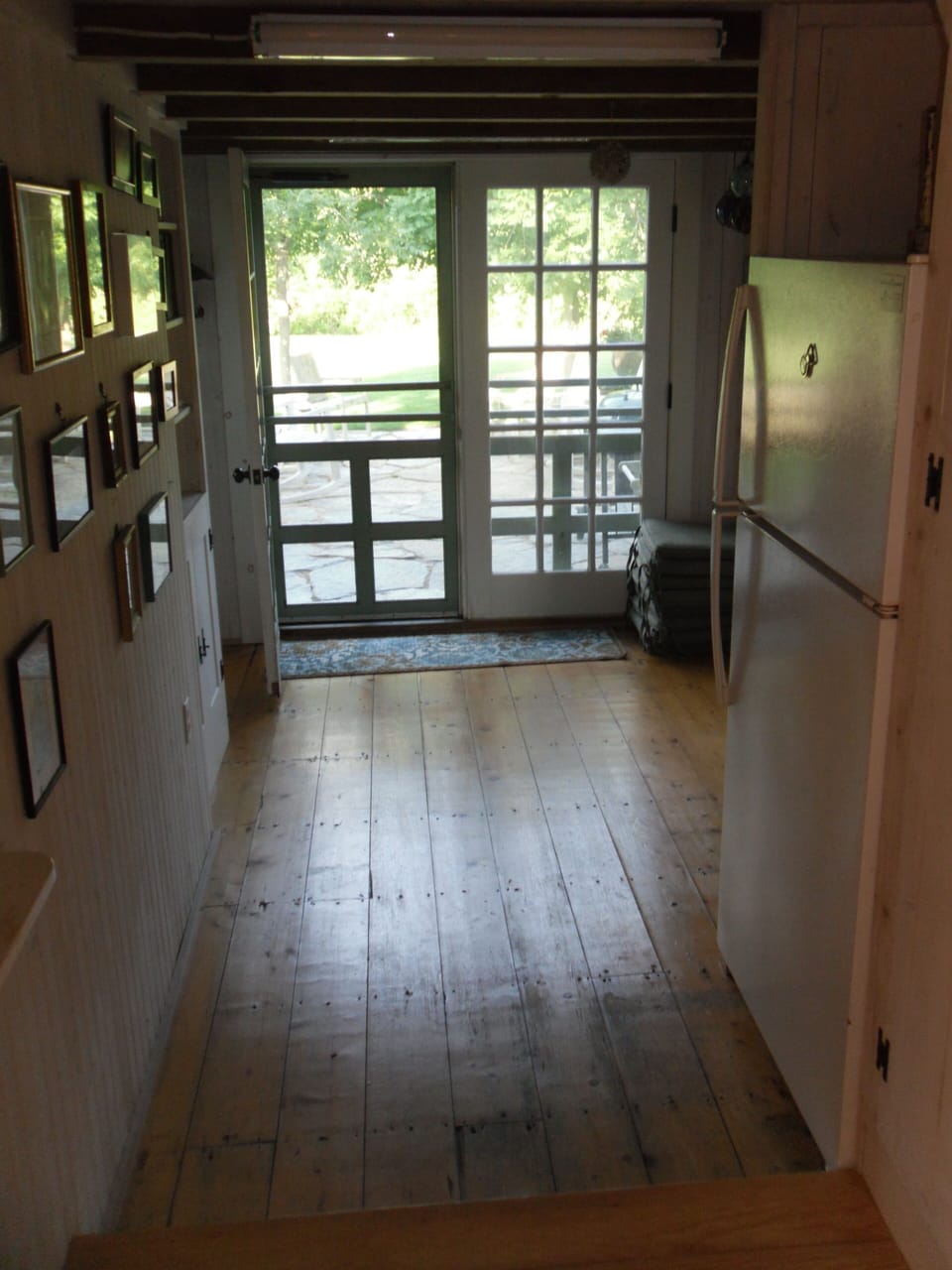 passage from kitchen to terrace