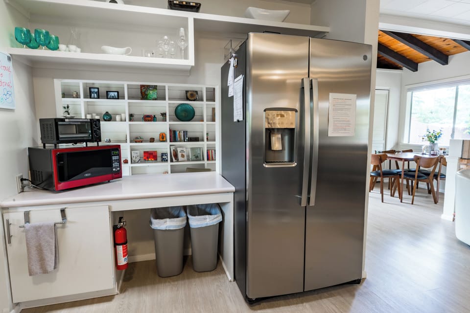 Fully renovated kitchen, open floor plan