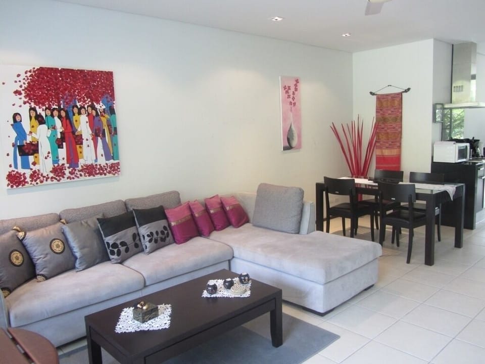 Fabulous Modern Apartment-Close to Beach