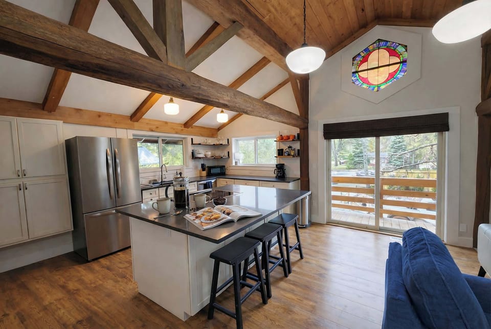 Large & Open Kitchen Brings Everyone Together
