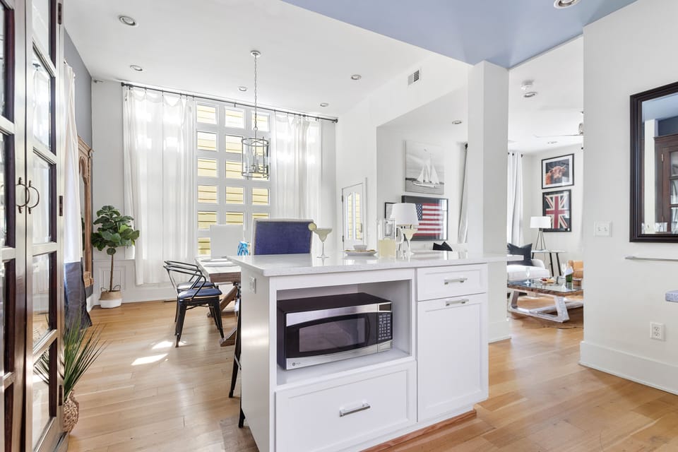 Embrace Comfort and Convenience | Hibiscus House