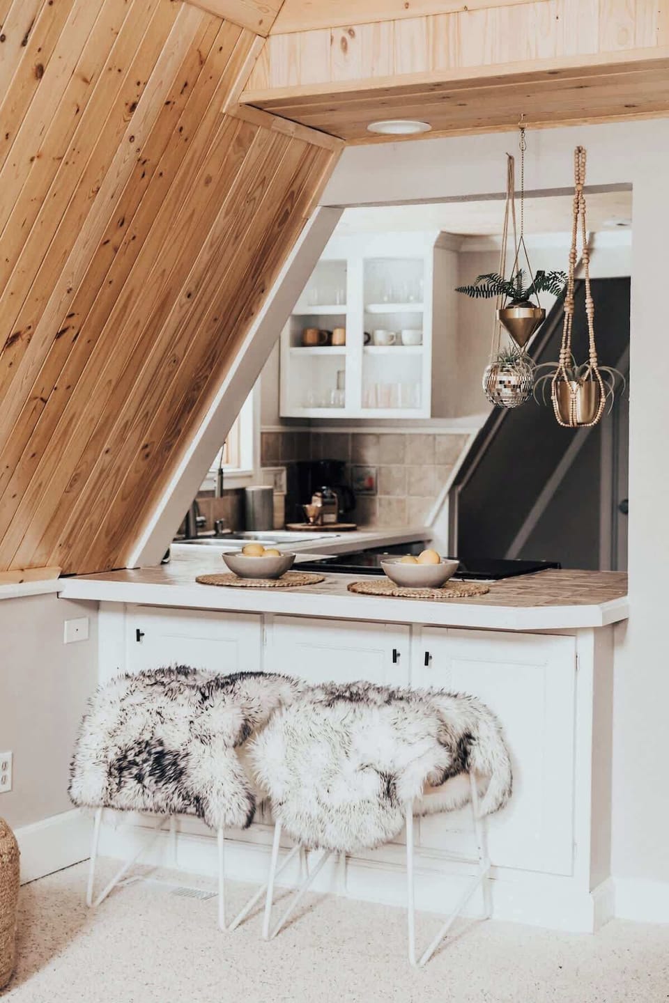 Breakfast bar with seating for two