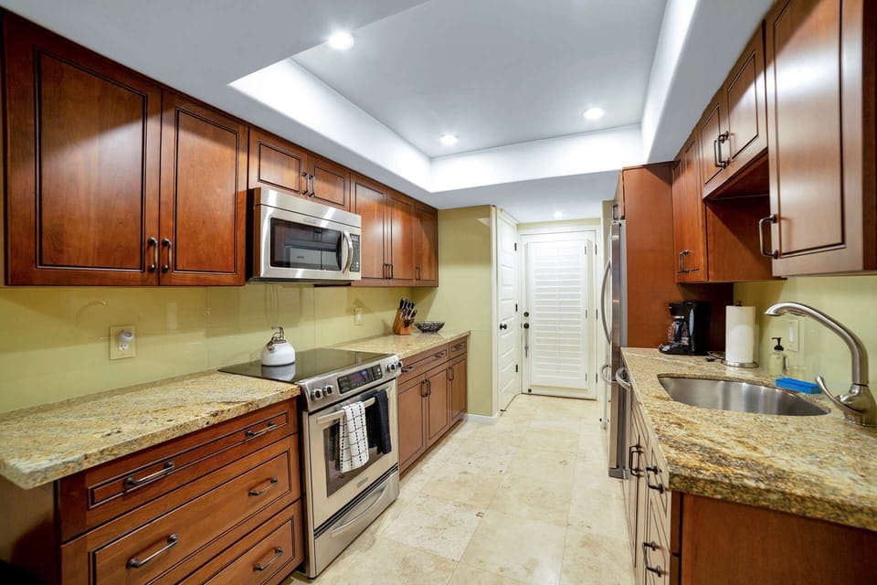 Great kitchen space to prepare you meals during your stay!
