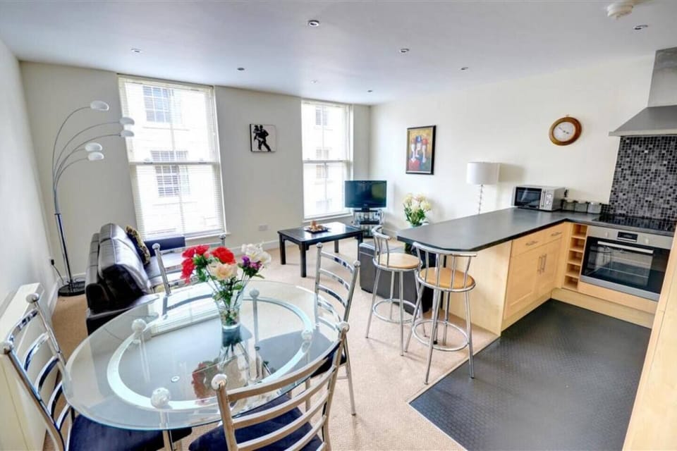 Lounge, kitchen and dining