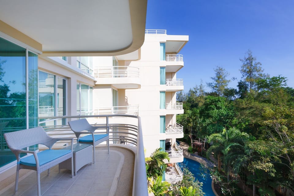 Baan SanPloen HH_2Bedroom Apt PoolView:B