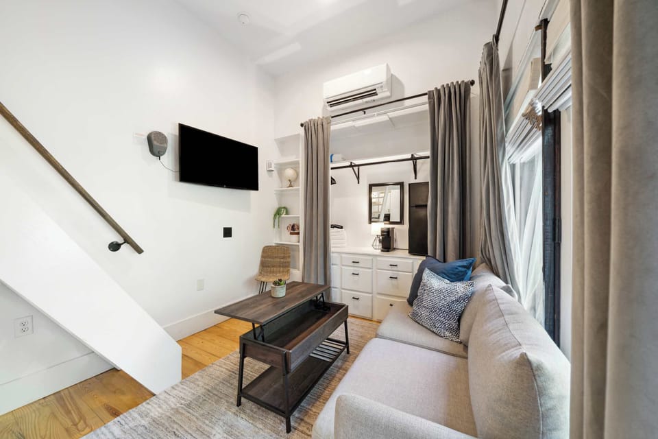 Living Room - Pop up Coffee Table Perfect for Remote work