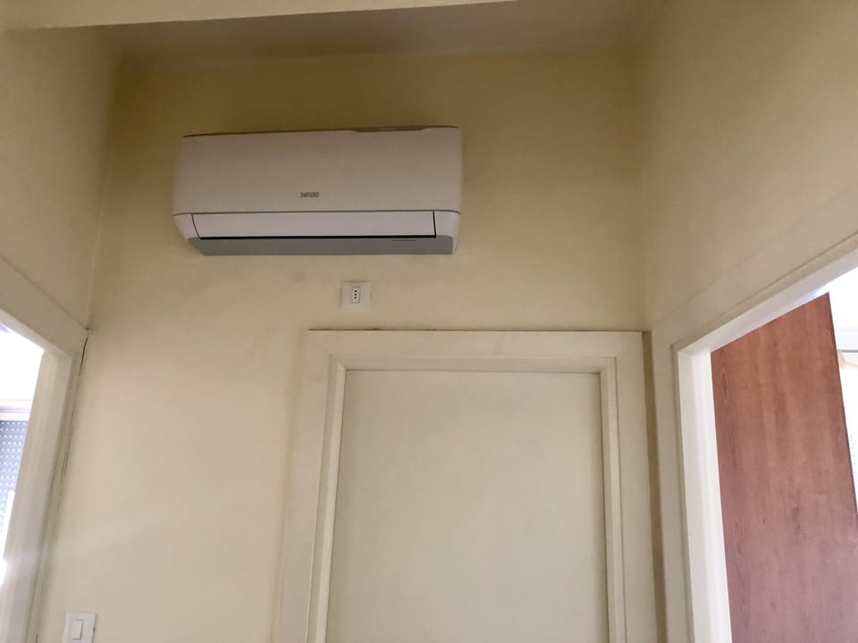 Aircon unit in hall way