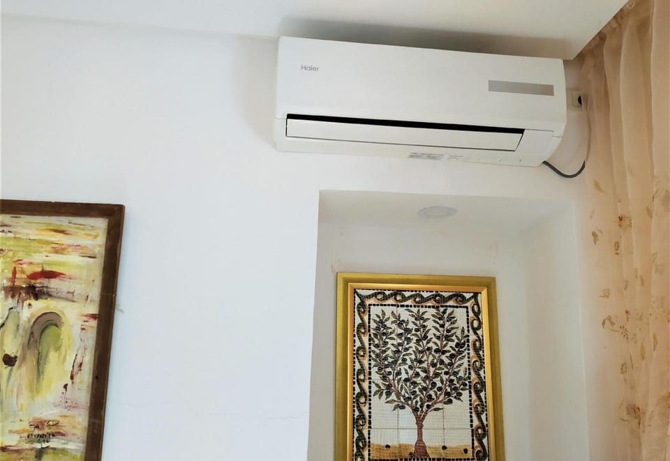 Suite air conditioner