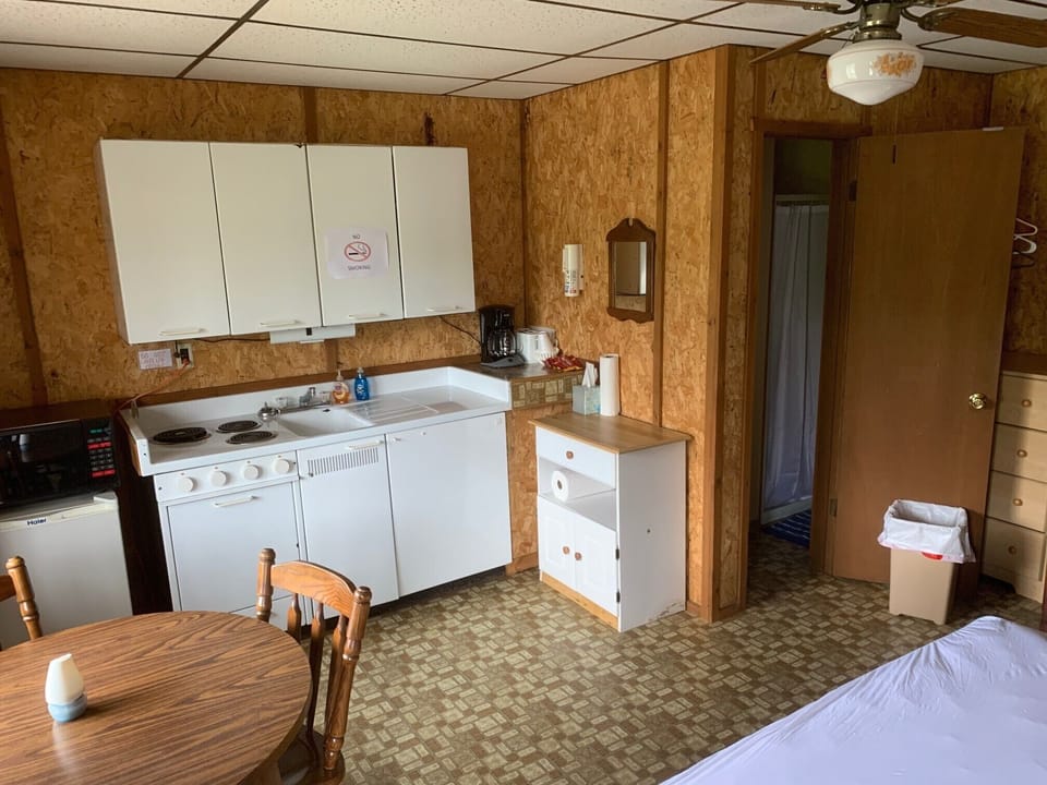 Kitchenette