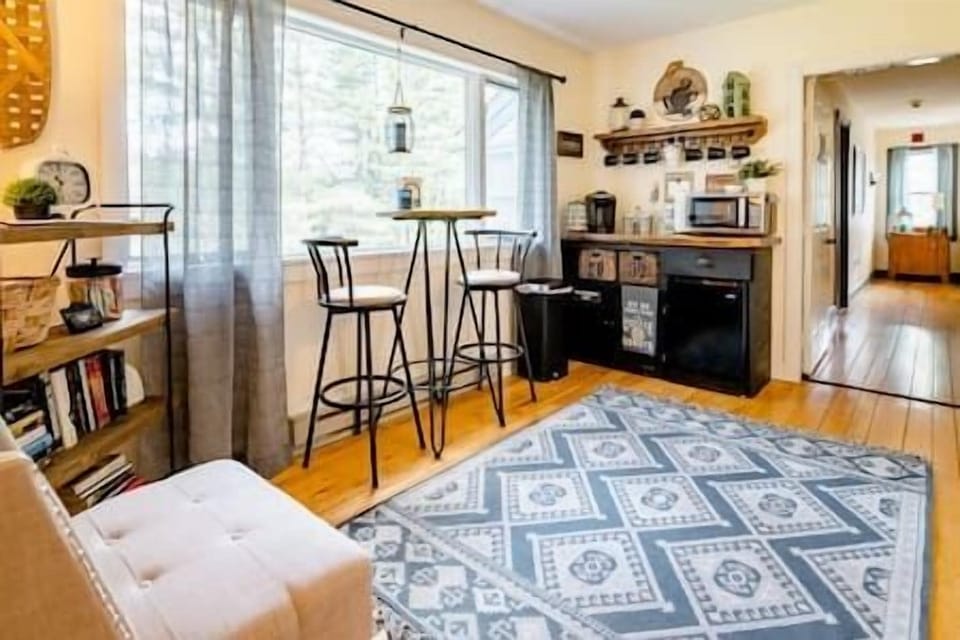 Communal coffee and snack bar area