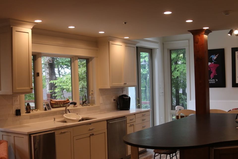 Ice Maker, Kitchen 2nd Sink and 2nd Dishwasher
