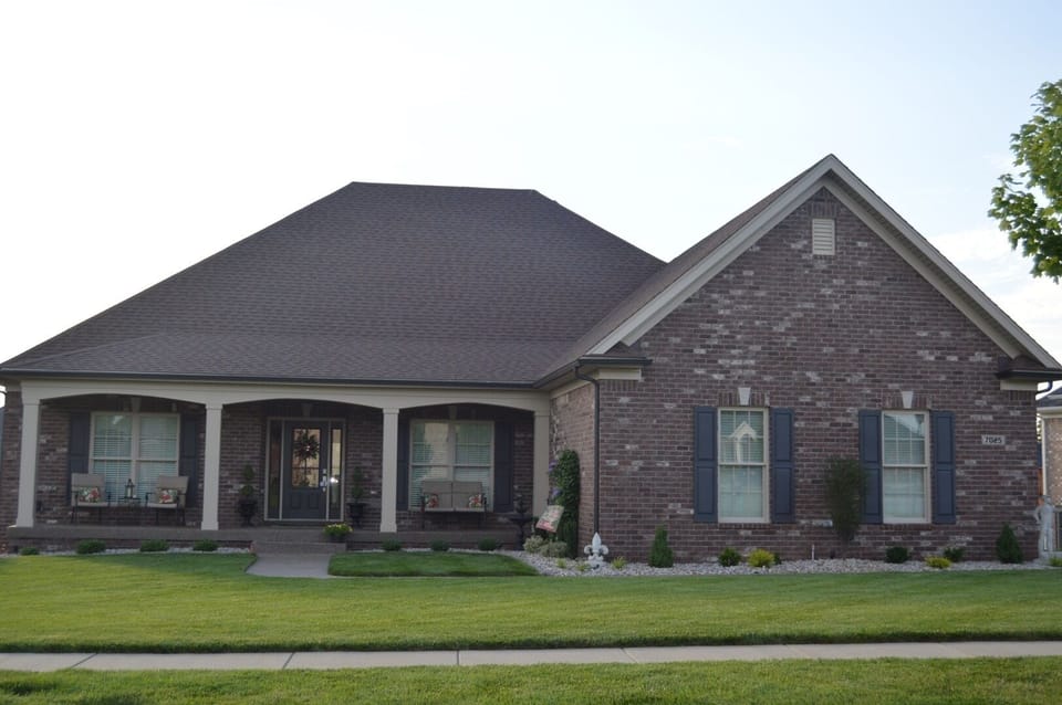 Spacious open concept home built in 2015