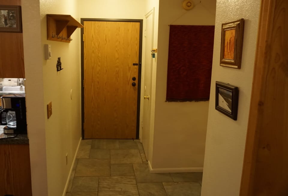 Entry way