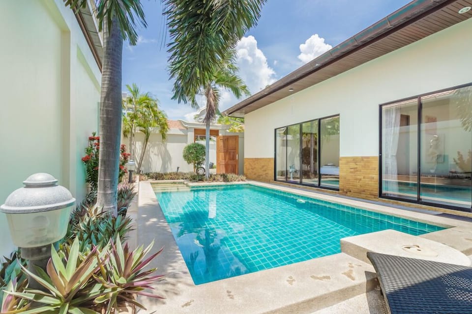 Pattaya Crystal Pool Villa 41