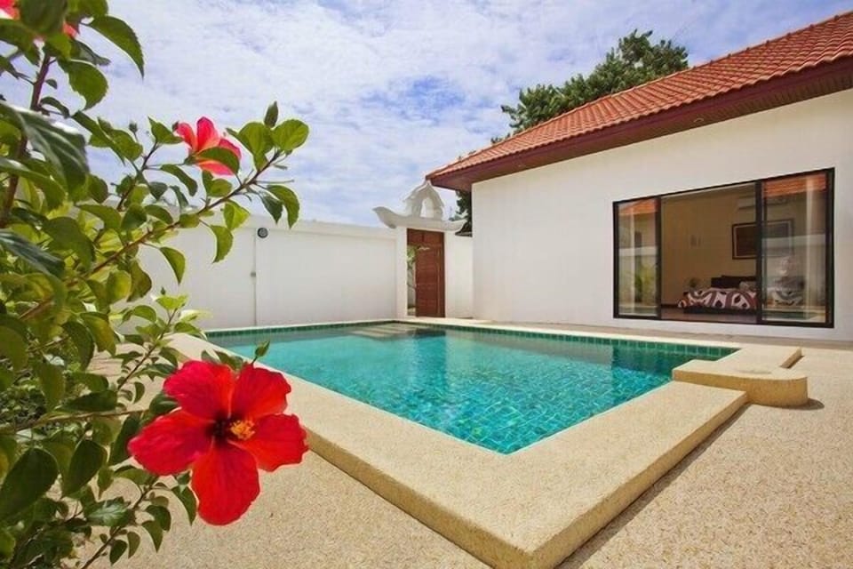 Pool Villa Majestic insignia